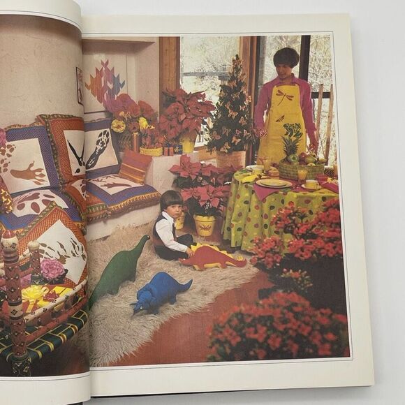 BETTER HOMES AND GARDENS CRISCO'S 2 Book Set Treasury Christmas Crafts & Foods - Picture 10 of 16